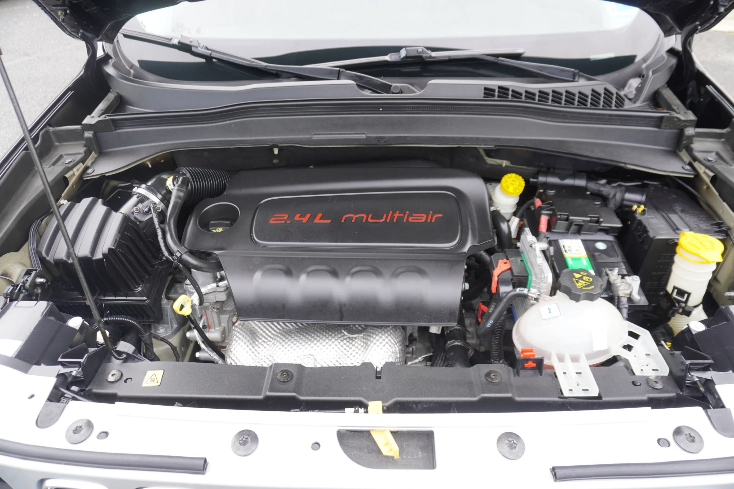 Used 2015 Jeep Renegade Limited FWD image 25