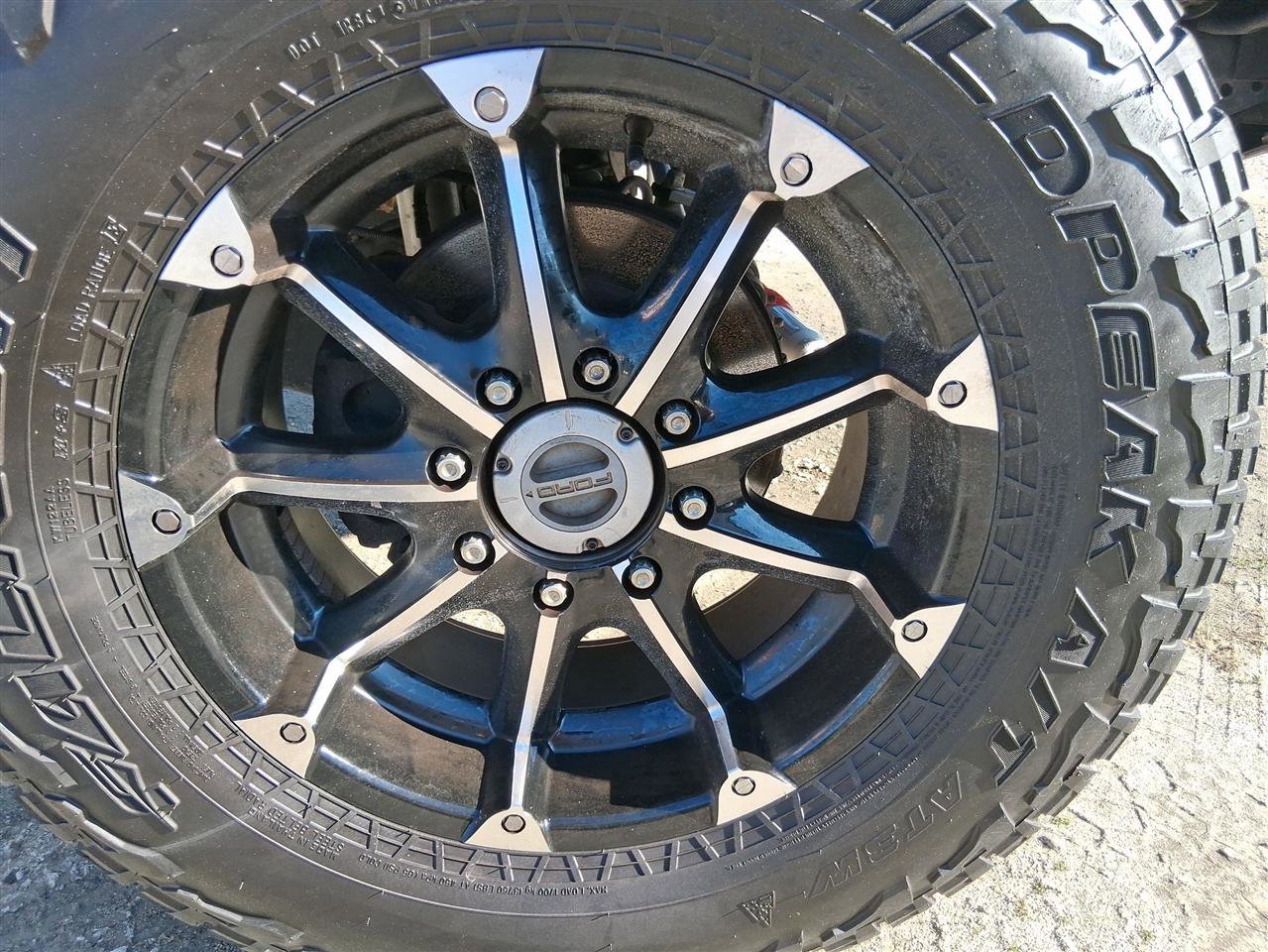 Used 2012 Ford F250 Lariat w/ Lariat Interior Pkg image 38