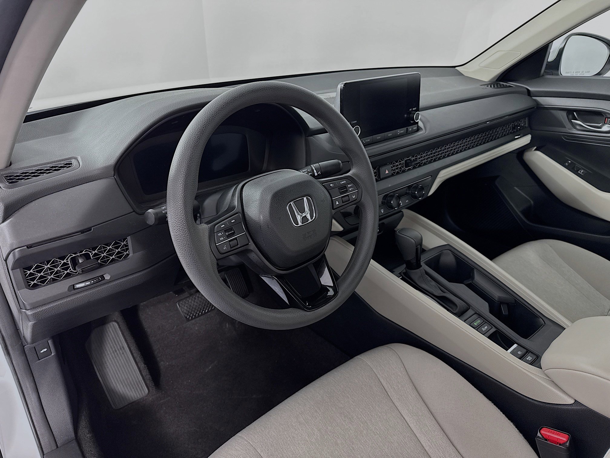 Certified 2024 Honda Accord LX image 9
