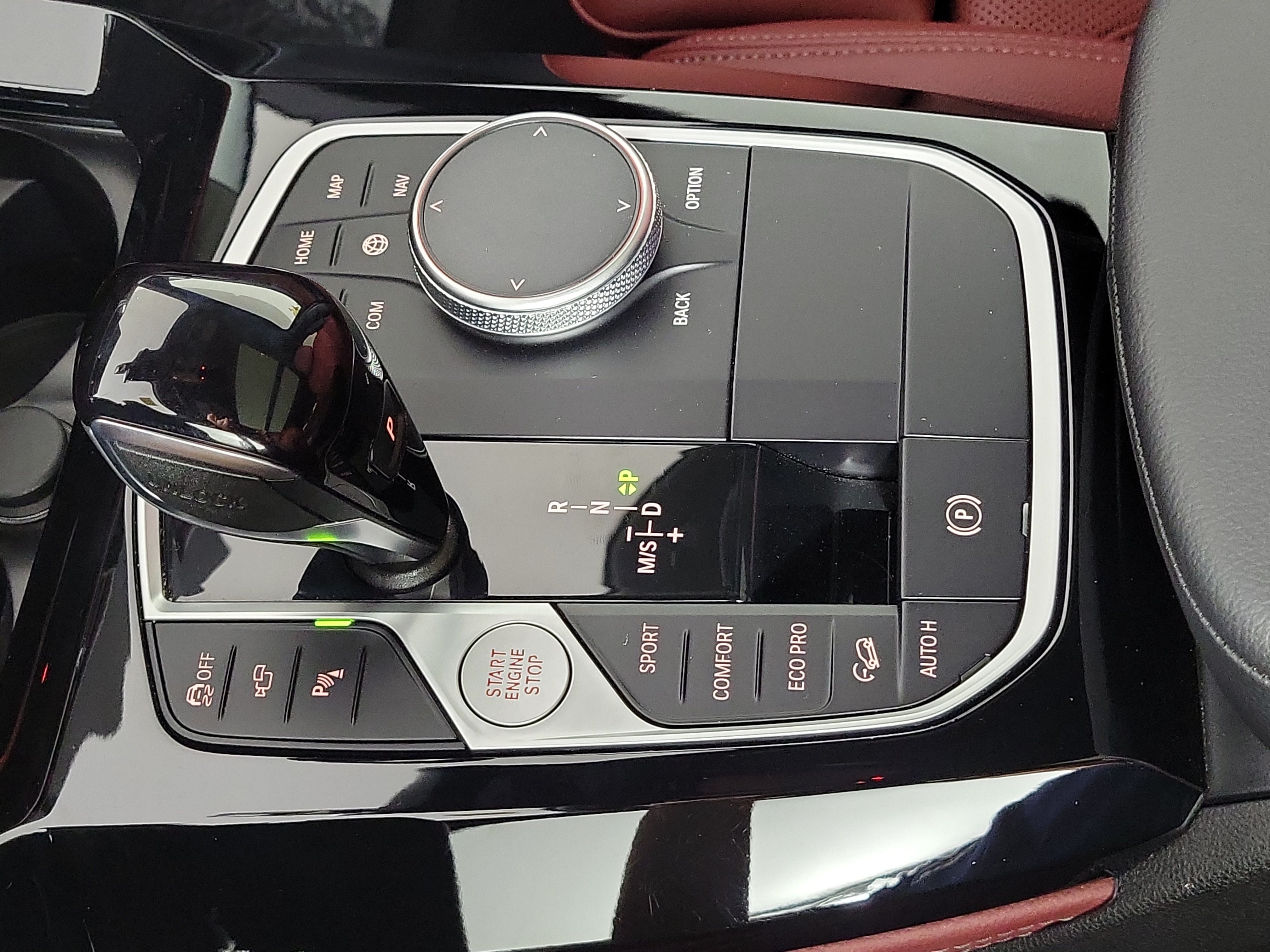 Used 2025 BMW X4 M40i AWD/4WD image 22