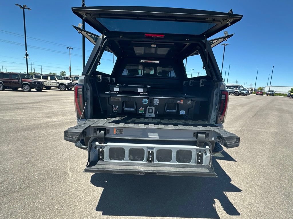 Used 2024 GMC Sierra 3500 AT4 w/ AT4 Premium Plus Package AWD/4WD image 25