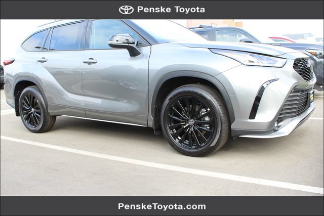 New 2026 Toyota Highlander XSE