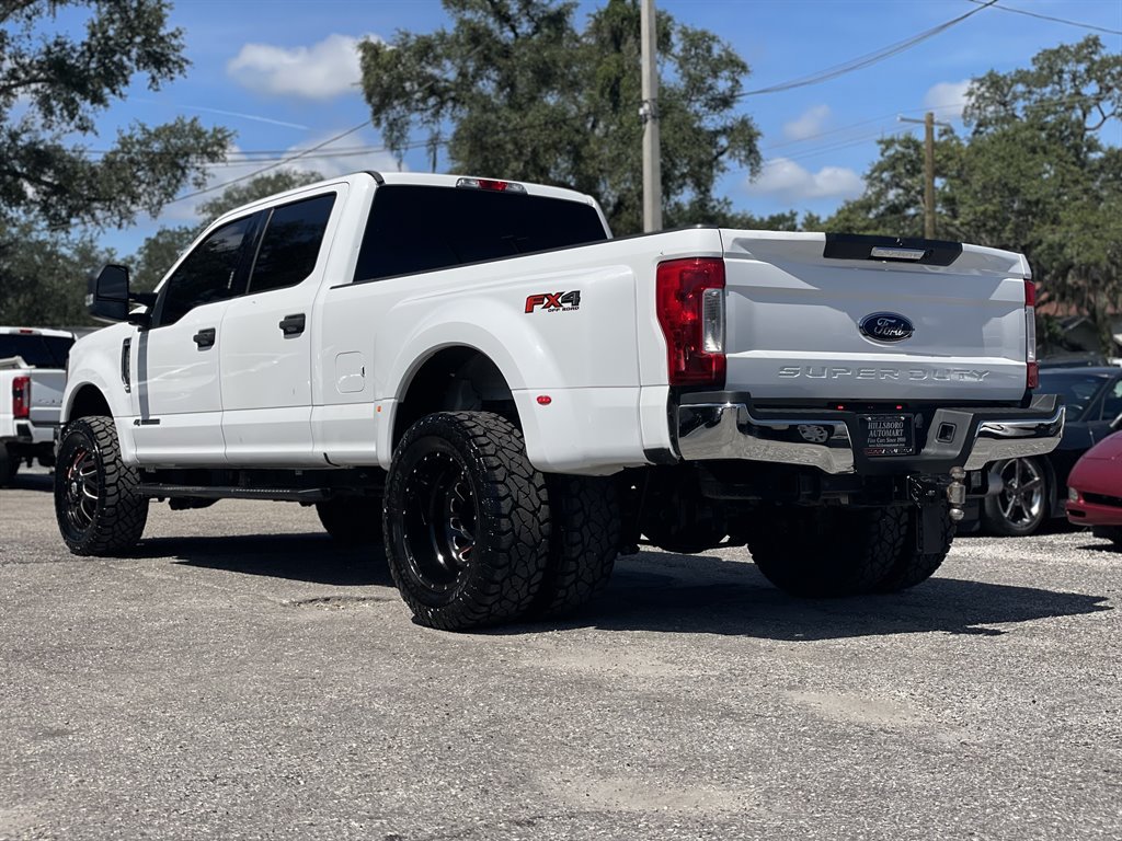 Used 2019 Ford F350 XLT AWD/4WD image 12