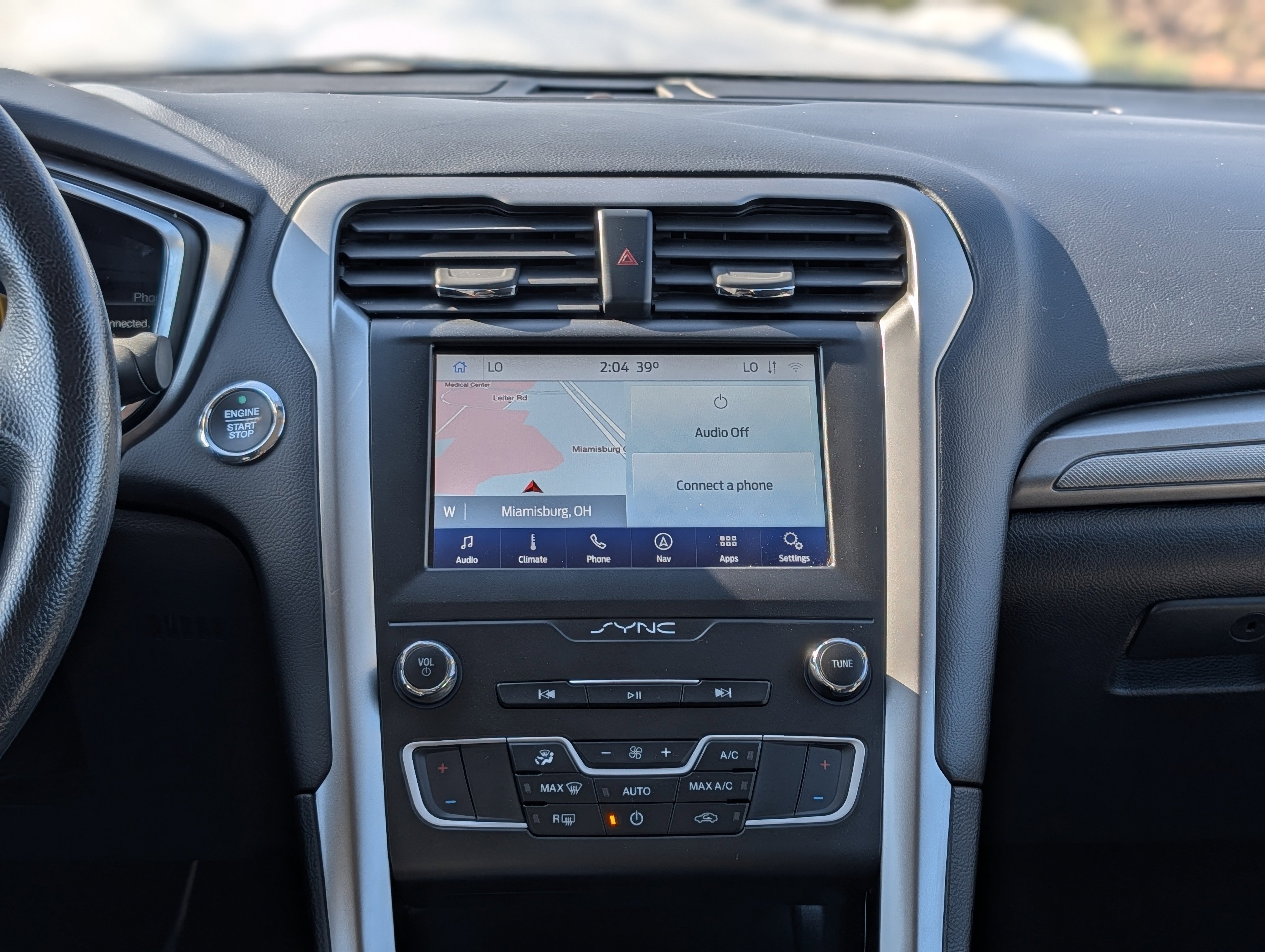 Used 2020 Ford Fusion SE image 15