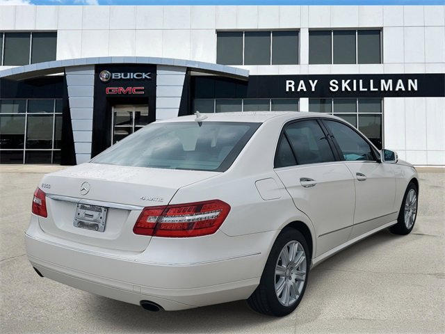 Used 2013 Mercedes-Benz E 350 4MATIC Sedan image 4