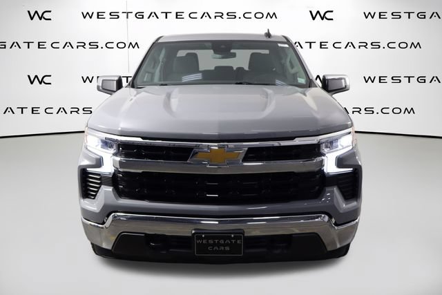 Used 2024 Chevrolet Silverado 1500 LT AWD/4WD image 2