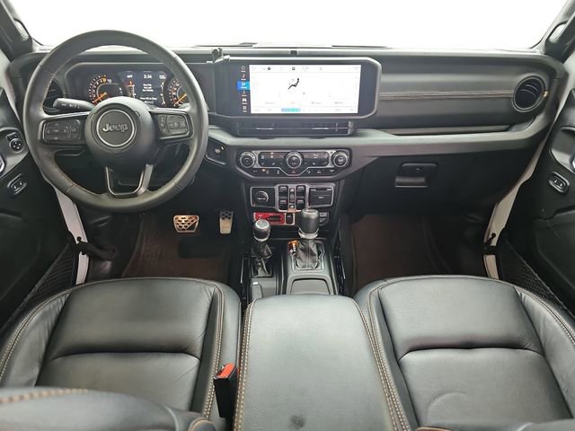 Used 2024 Jeep Gladiator Sport AWD/4WD image 9