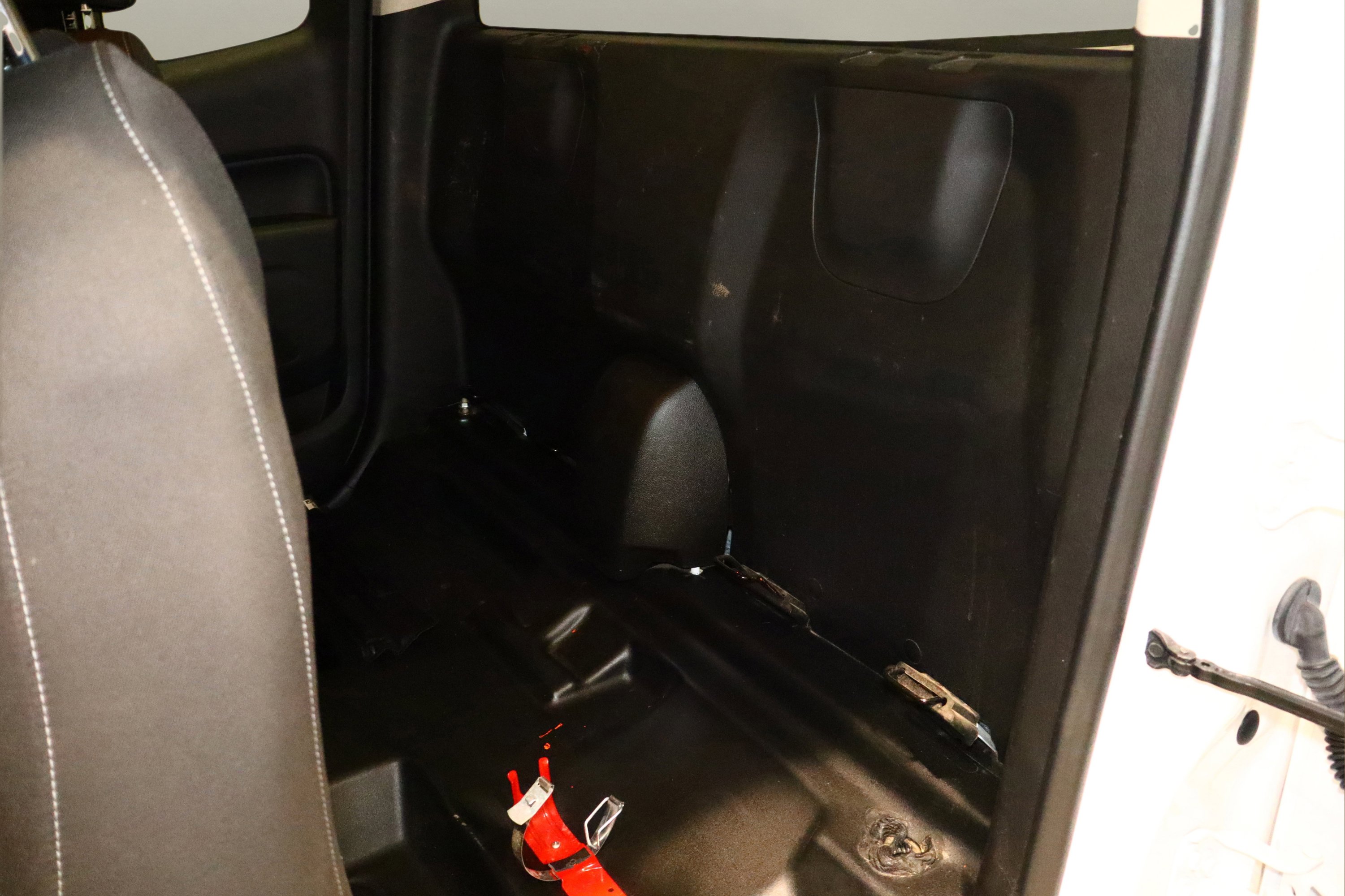 Used 2022 Chevrolet Colorado LT w/ Fleet Safety Package image 16