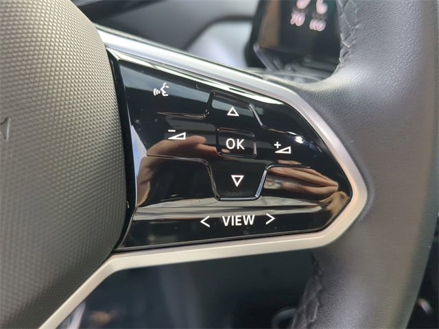 Certified 2023 Volkswagen ID.4 Pro image 28