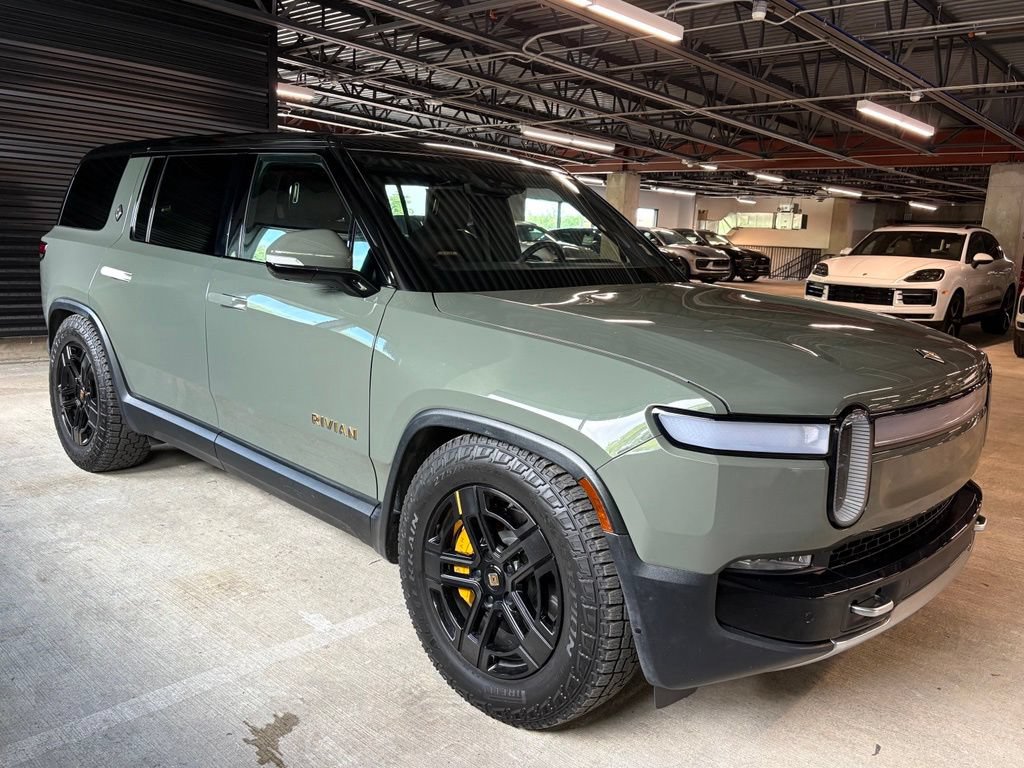 Used 2023 Rivian R1S Launch Edition AWD/4WD image 12