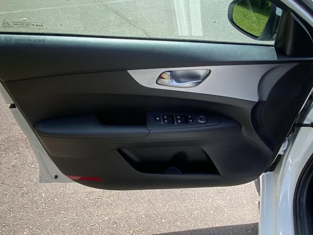 Used 2023 Kia Forte LXS w/ LXS Technology Package FWD image 12
