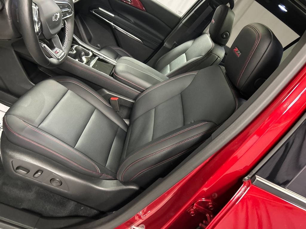 Used 2025 Chevrolet Traverse Z71 w/ Driver Confidence Package image 12