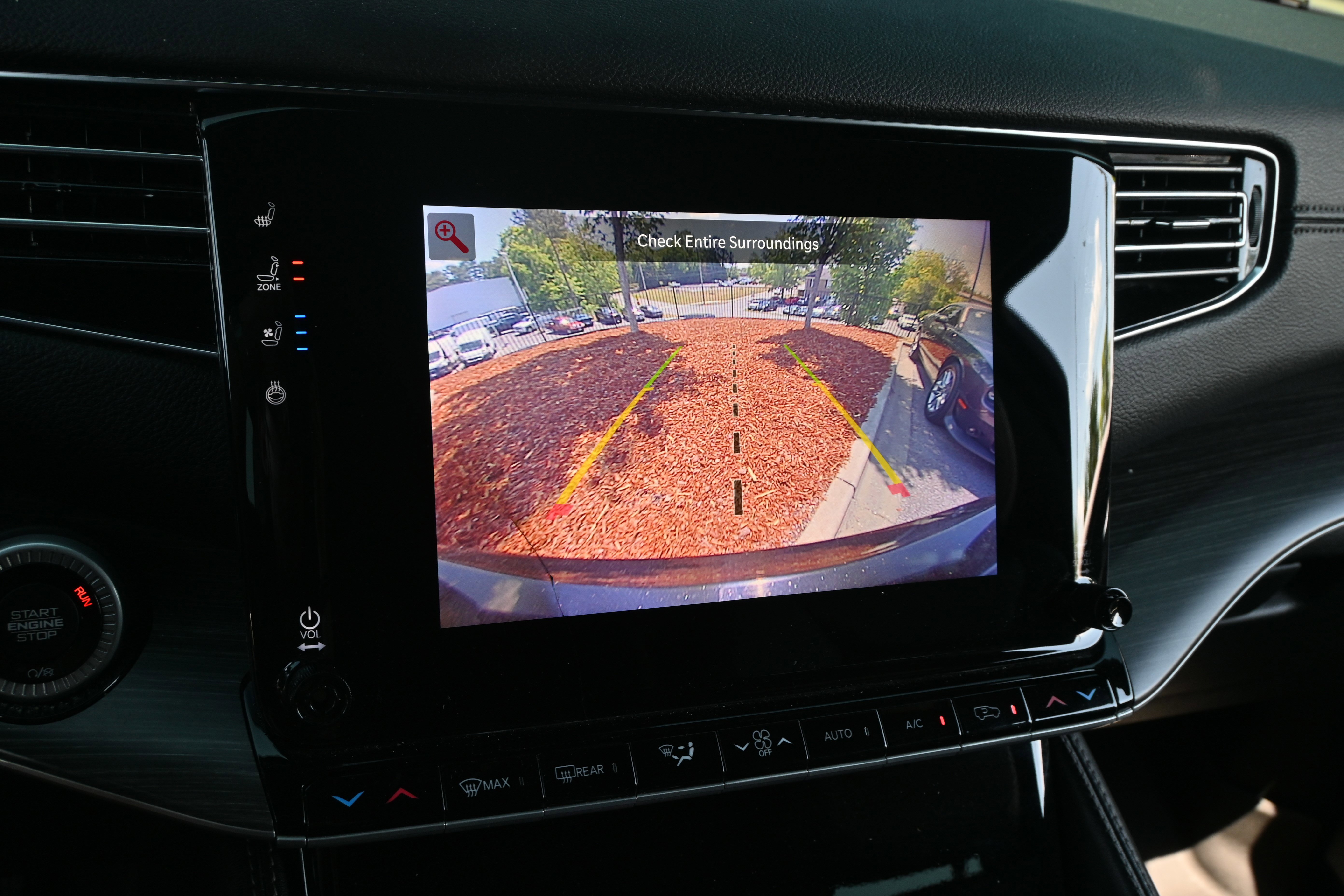 Used 2023 Jeep Wagoneer L Series II RWD image 24