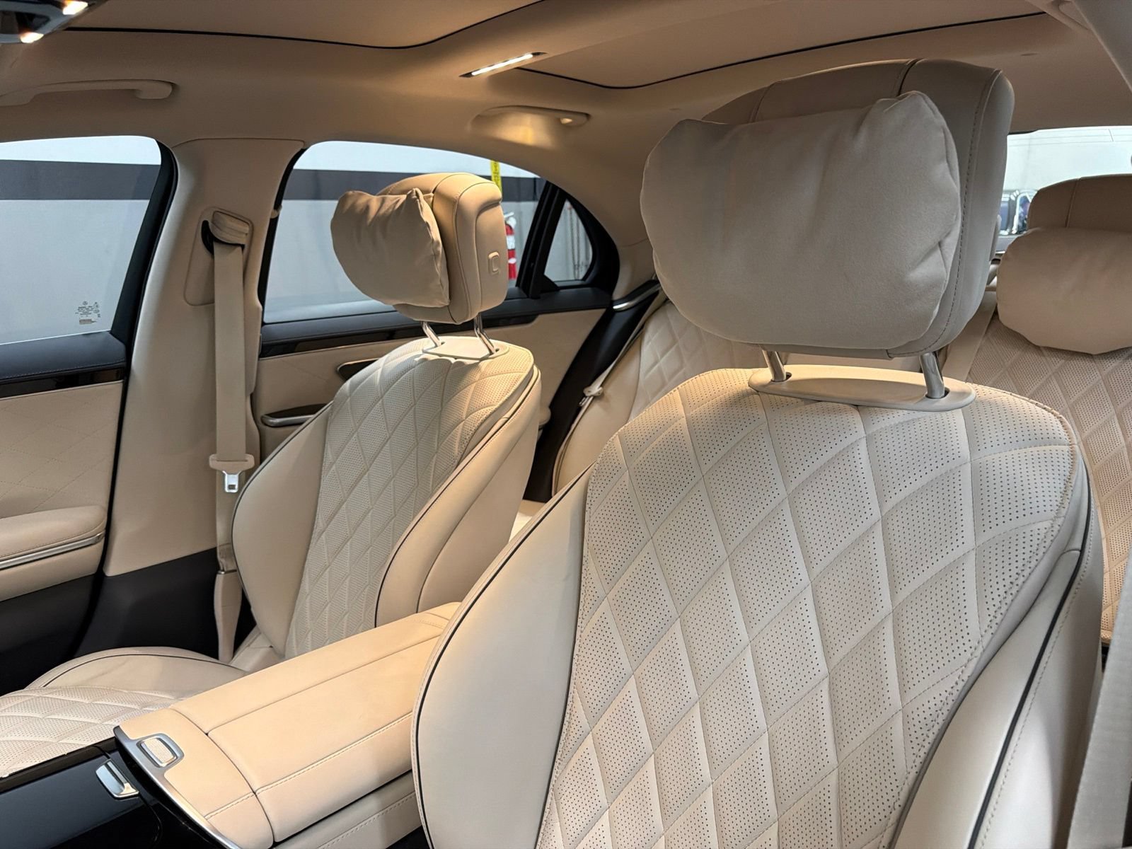 Used 2023 Mercedes-Benz S 580 4MATIC Sedan image 25