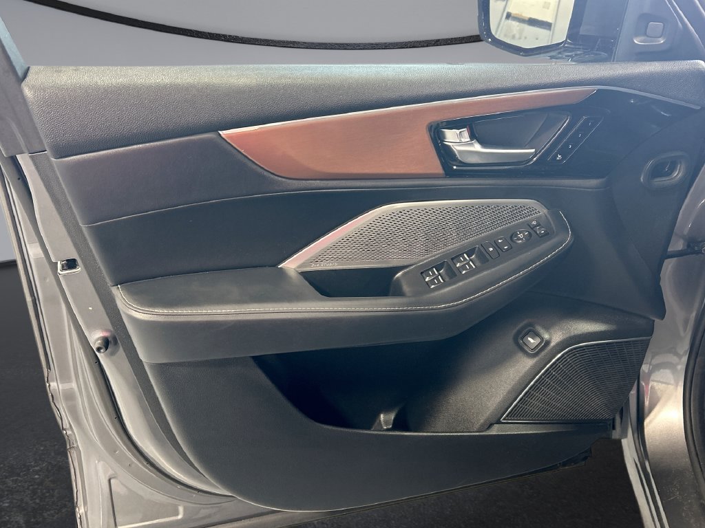 Used 2022 Acura MDX w/ Technology Package FWD image 26