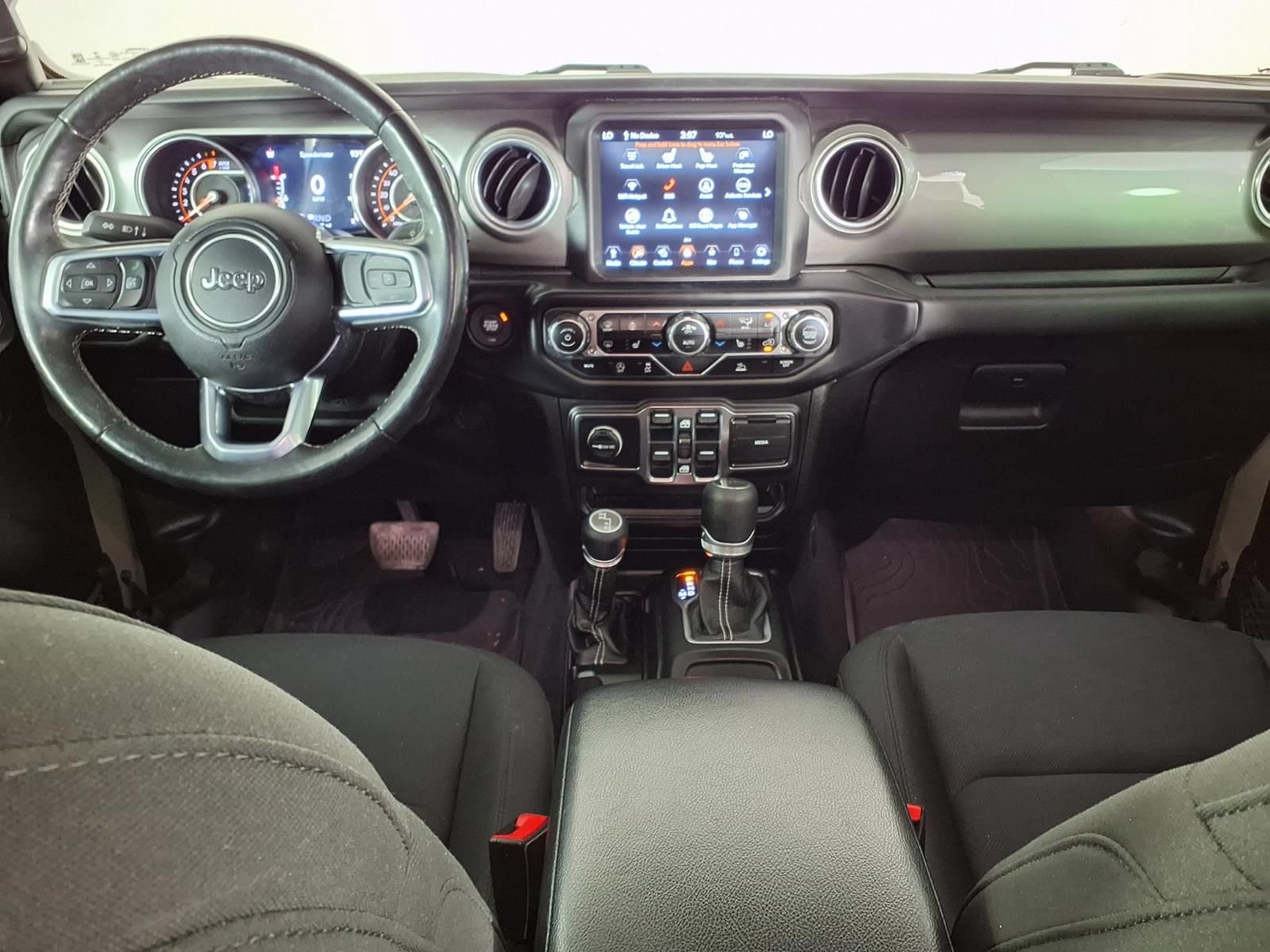 Used 2020 Jeep Gladiator Overland w/ Dual Top Group AWD/4WD image 13