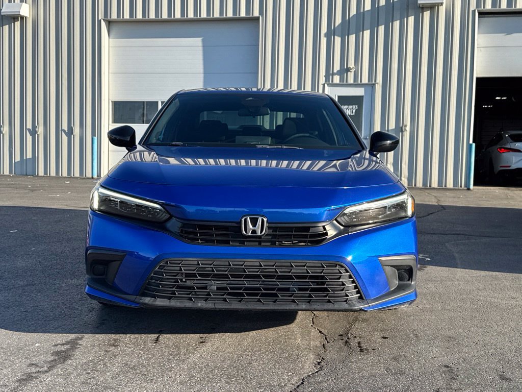 Used 2023 Honda Civic Sport image 2