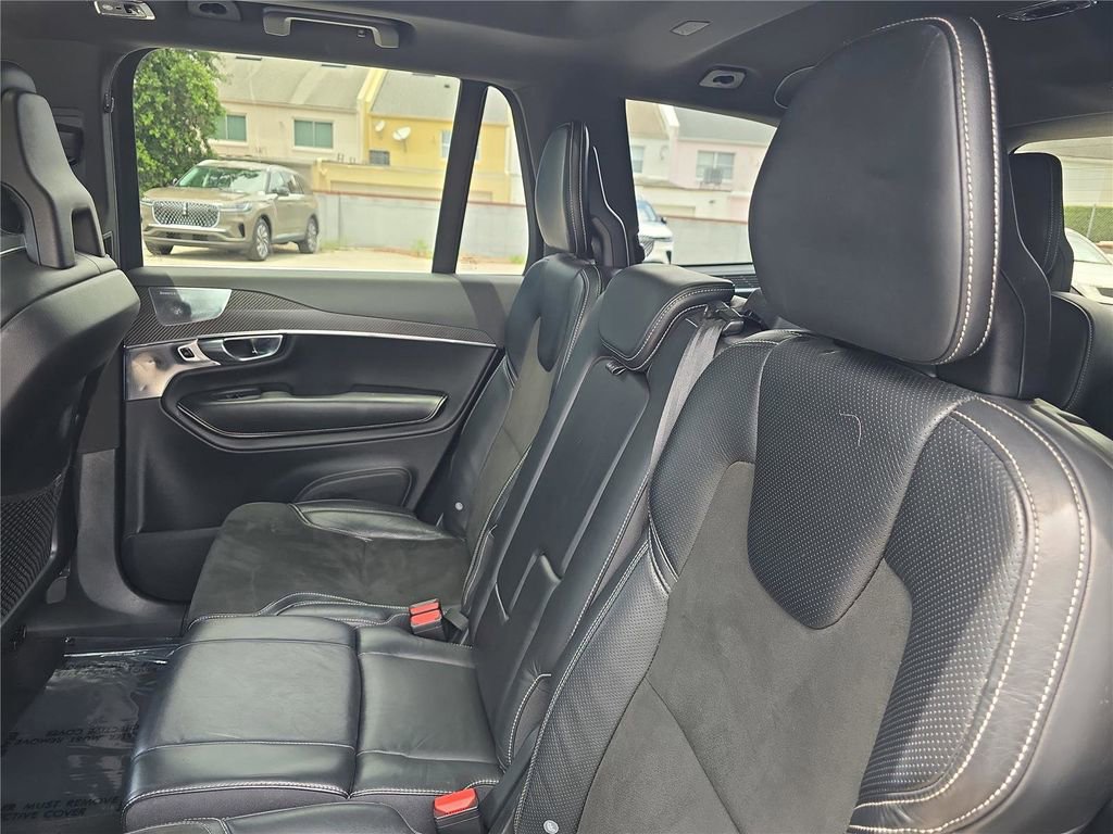 Used 2018 Volvo XC90 T6 R-Design w/ Convenience Package AWD/4WD image 17
