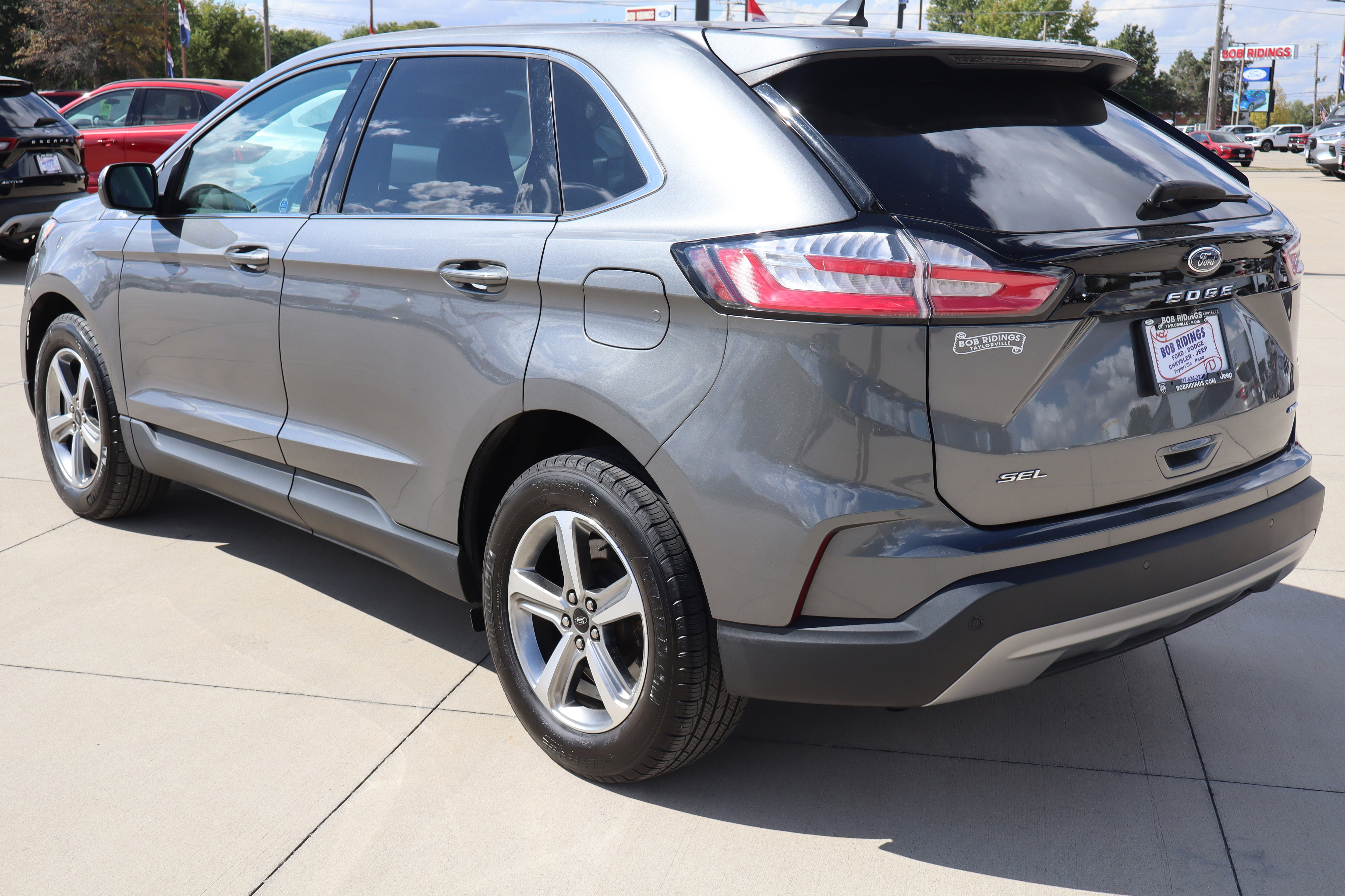 Used 2023 Ford Edge SEL w/ Convenience Package image 8