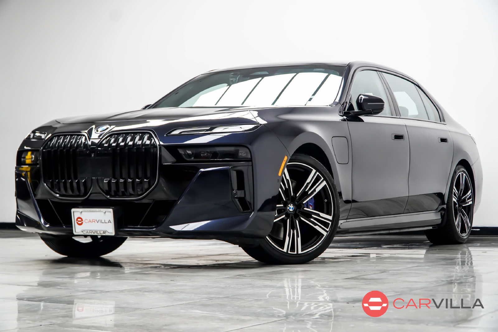 Used 2024 BMW 750e xDrive w/ Premium Package 2 AWD/4WD image 1