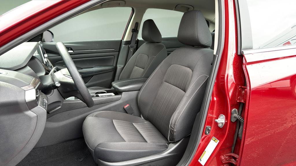 Certified 2024 Nissan Altima 2.5 SV image 17