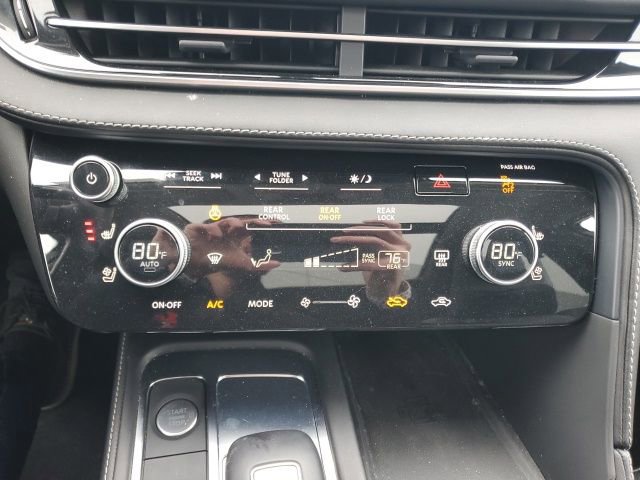 Used 2023 INFINITI QX60 Luxe w/ Performance Audio Package image 37