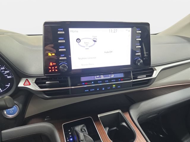 Certified 2023 Toyota Sienna LE FWD image 17