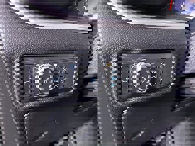 Used 2021 Ford Explorer XLT w/ Equipment Group 202A image 18