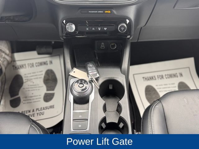 Used 2025 Ford Escape Platinum AWD/4WD image 20