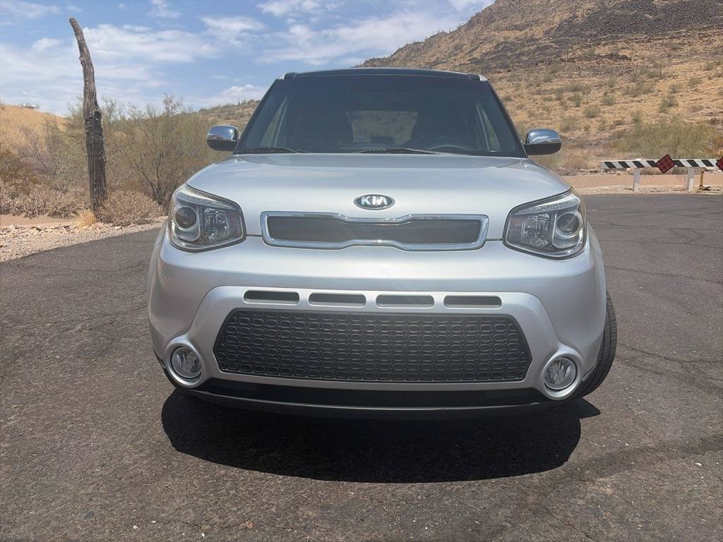 Used 2015 Kia Soul ! w/ Sun & Sound Package FWD image 2