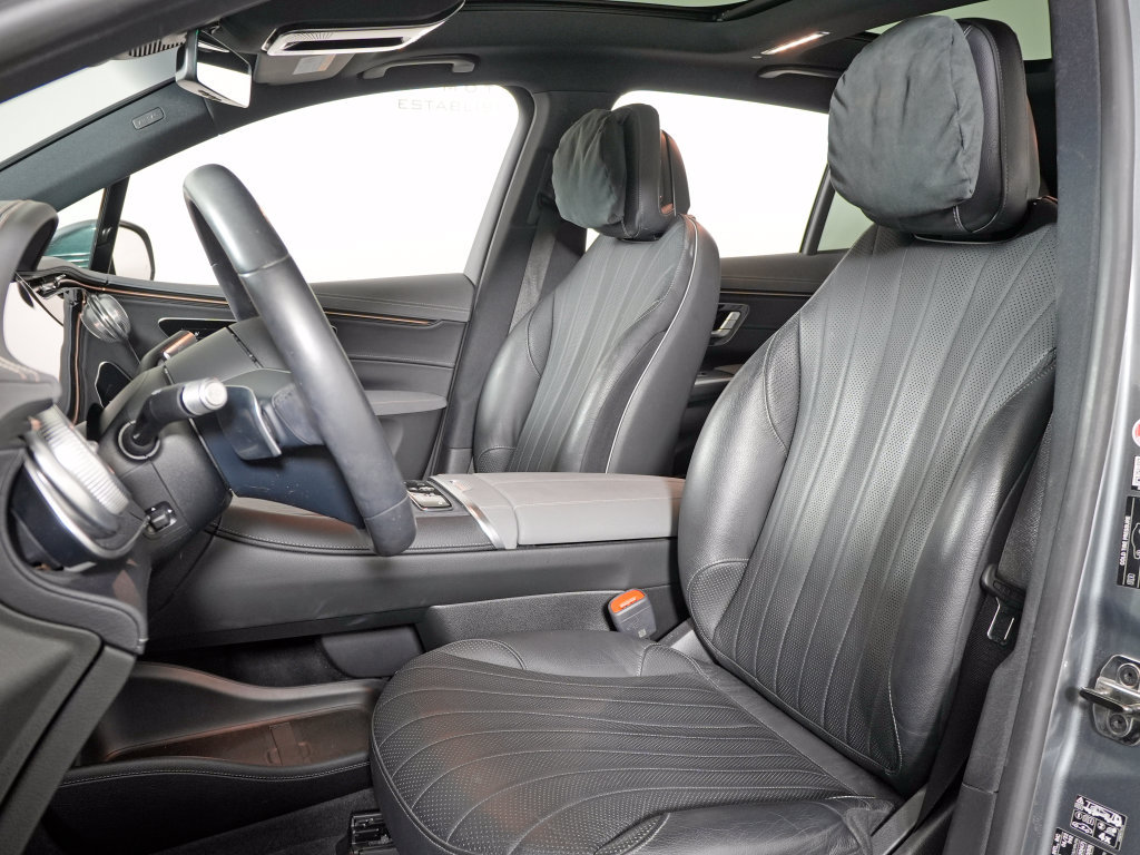 Certified 2023 Mercedes-Benz EQS 580 4MATIC SUV image 13