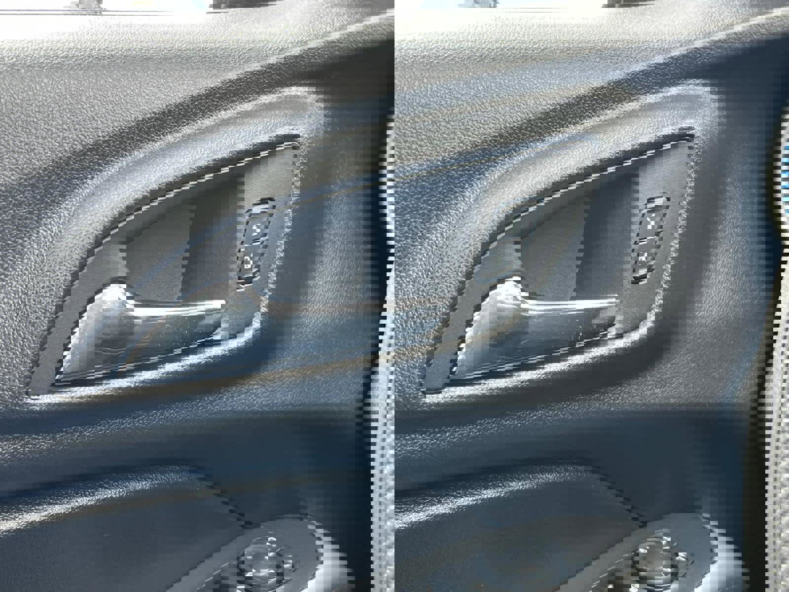 Certified 2025 Chevrolet Trax LS w/ LS Convenience Package image 23