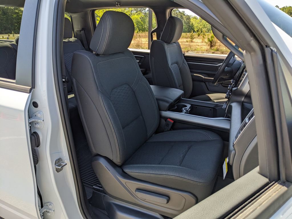 New 2026 RAM 1500 4x4 Crew Cab image 42