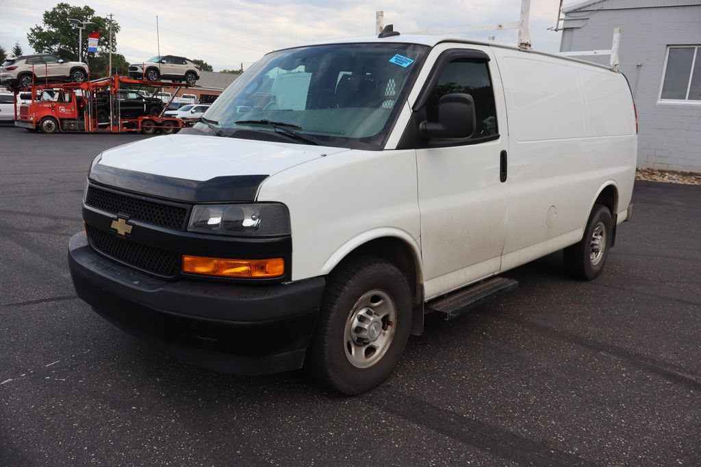 Used 2019 Chevrolet Express 2500 w/ Driver Convenience Package RWD image 2