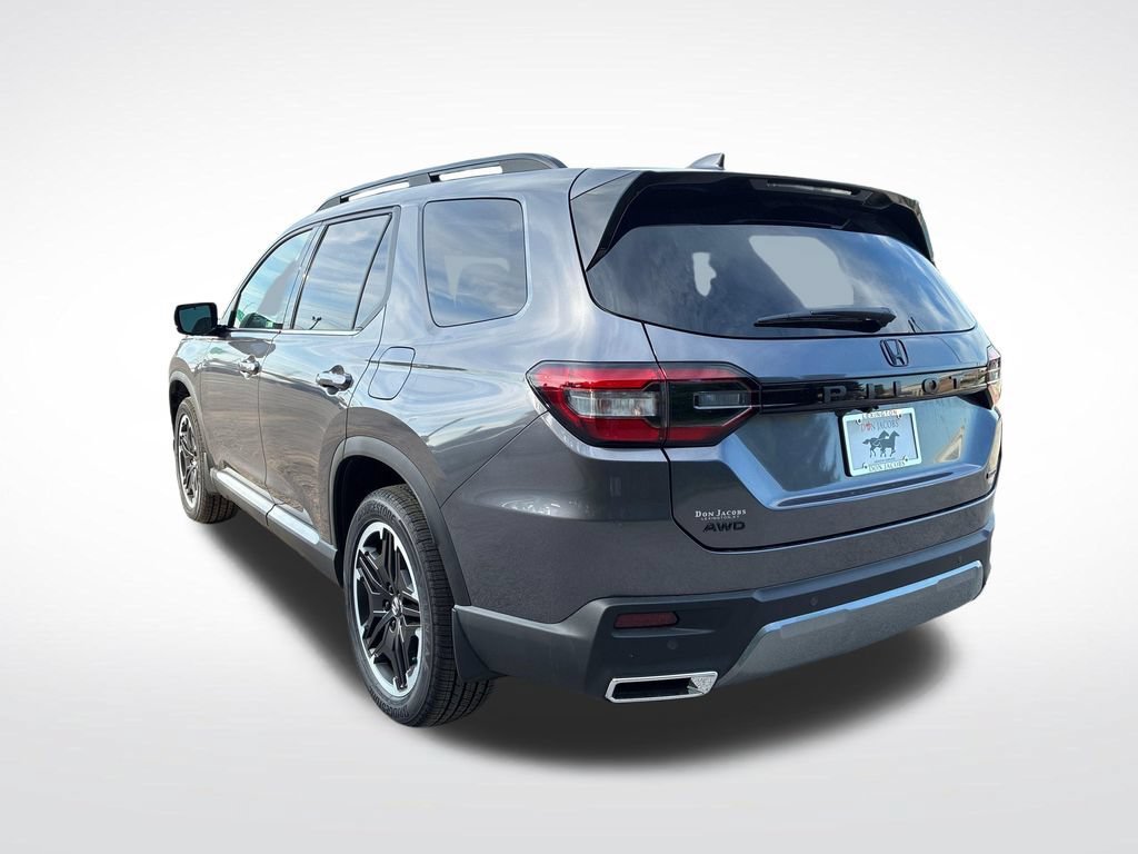 New 2026 Honda Pilot Touring image 5
