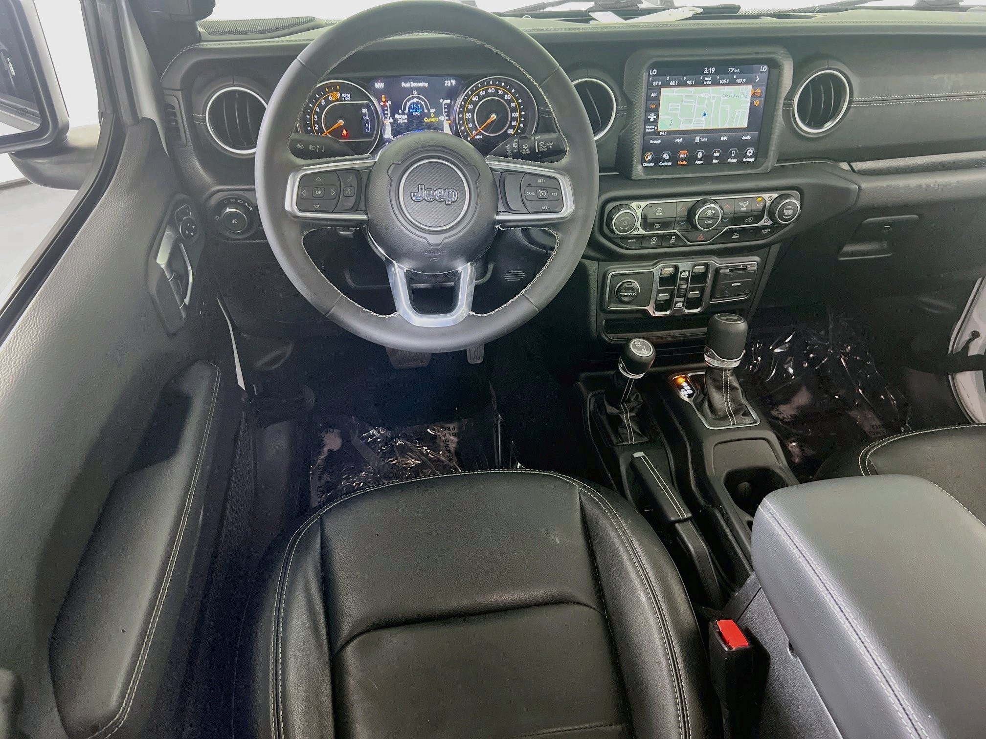 Used 2023 Jeep Wrangler Unlimited Sahara AWD/4WD image 20