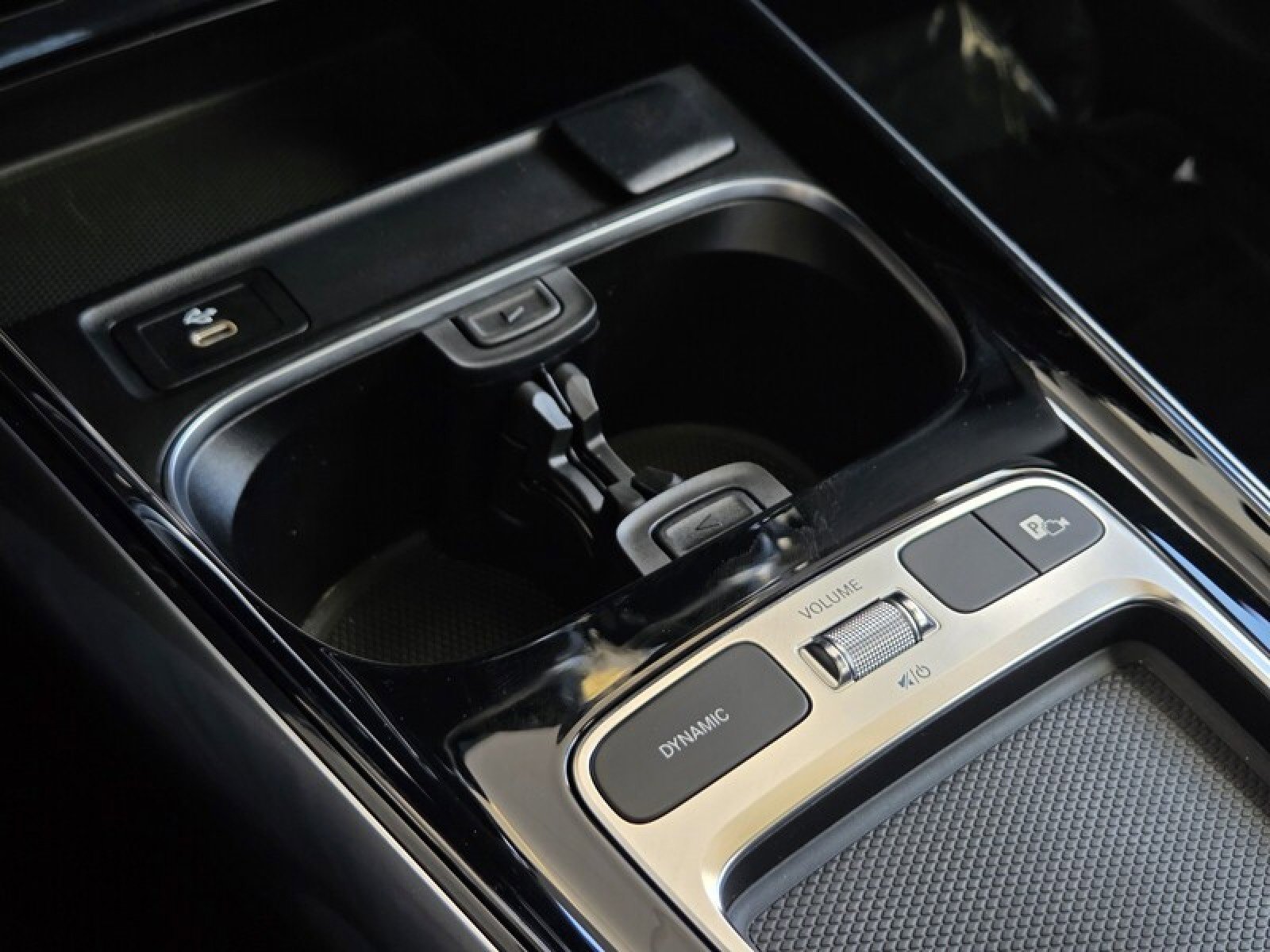 Certified 2026 Mercedes-Benz GLA 250 image 34