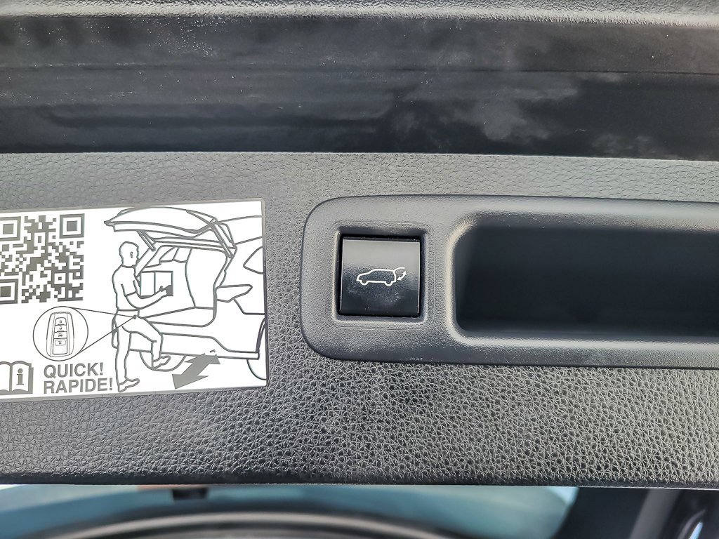 Used 2022 Toyota Highlander Platinum image 20