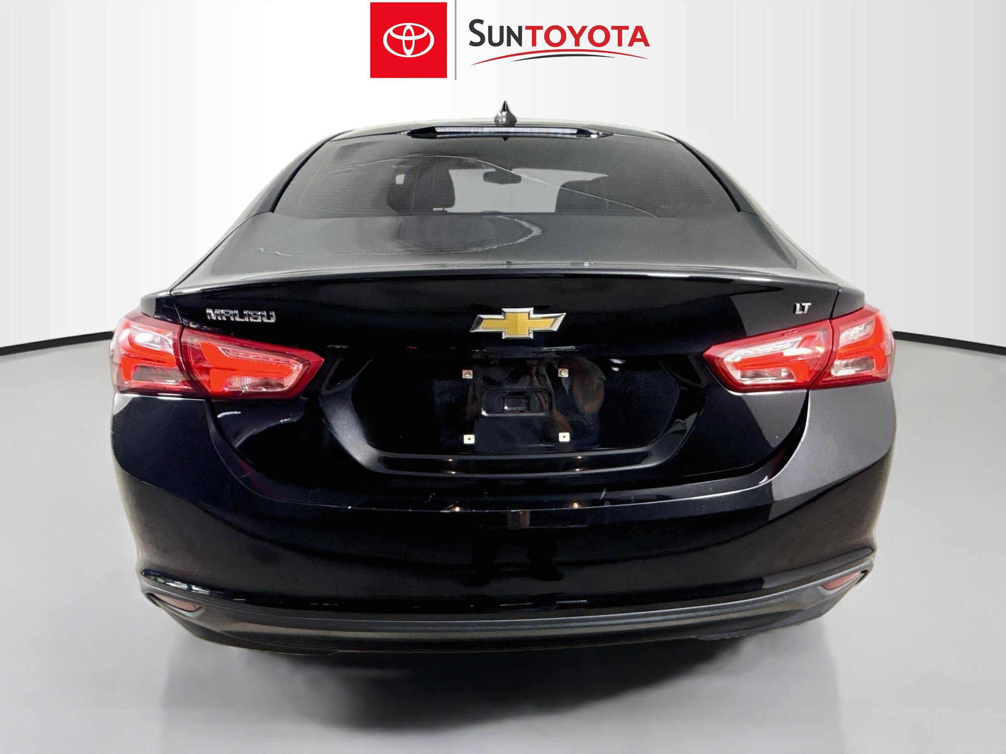 Used 2022 Chevrolet Malibu LT FWD image 27