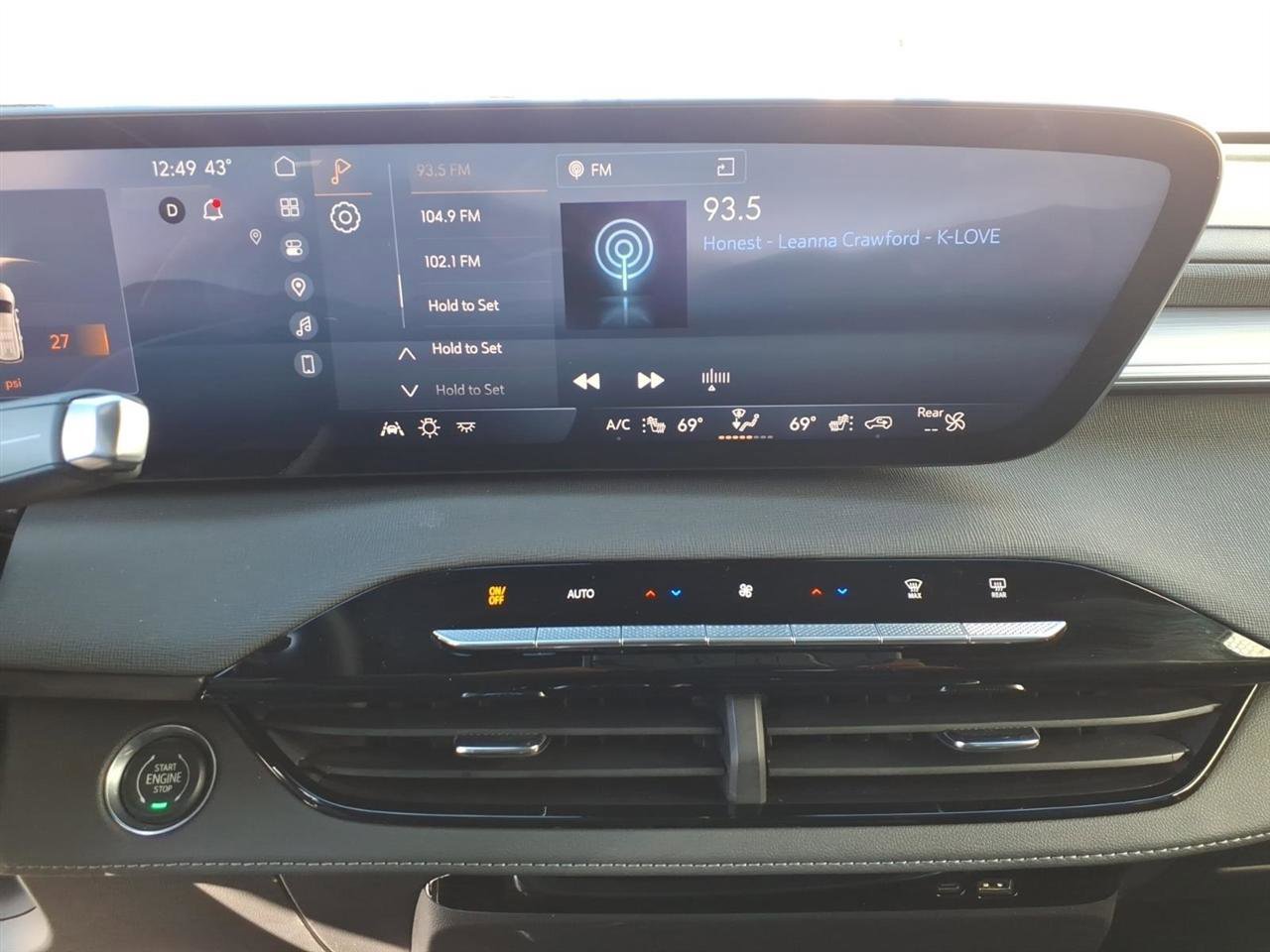 Used 2025 Buick Enclave Preferred image 10