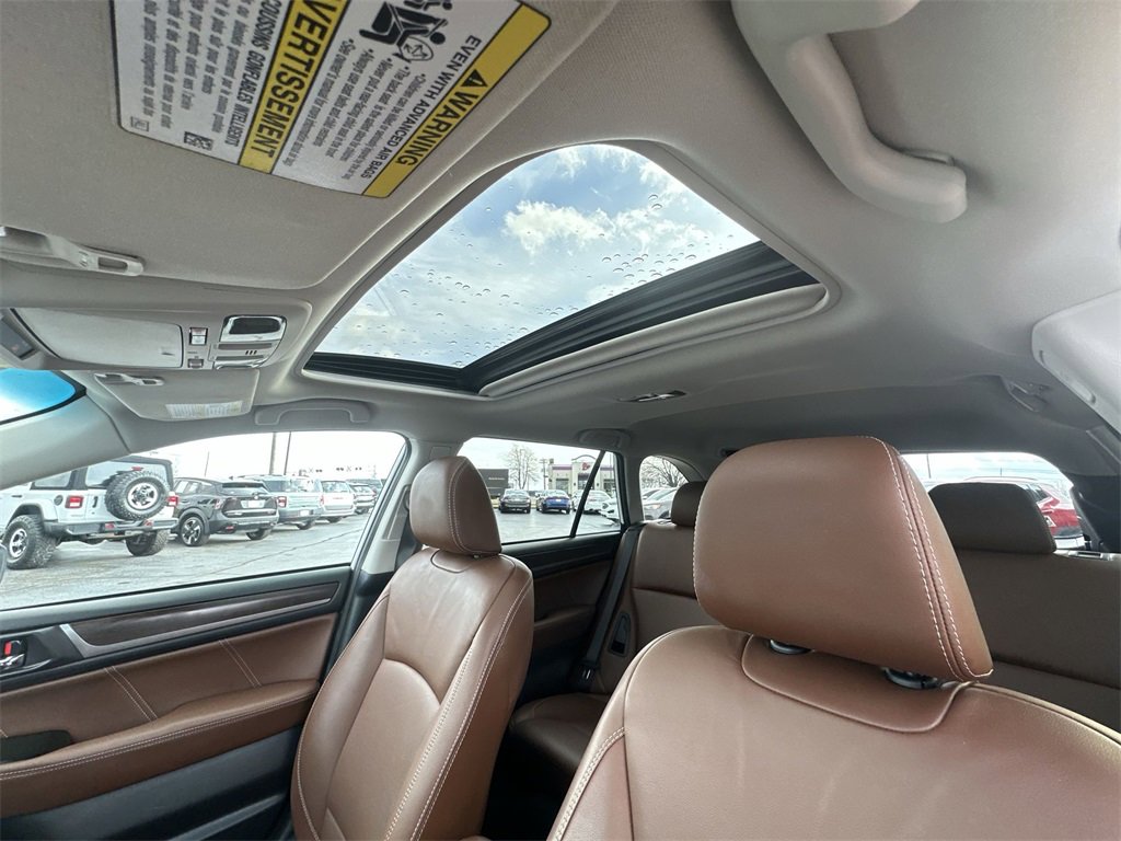Used 2019 Subaru Outback 3.6R Touring image 22