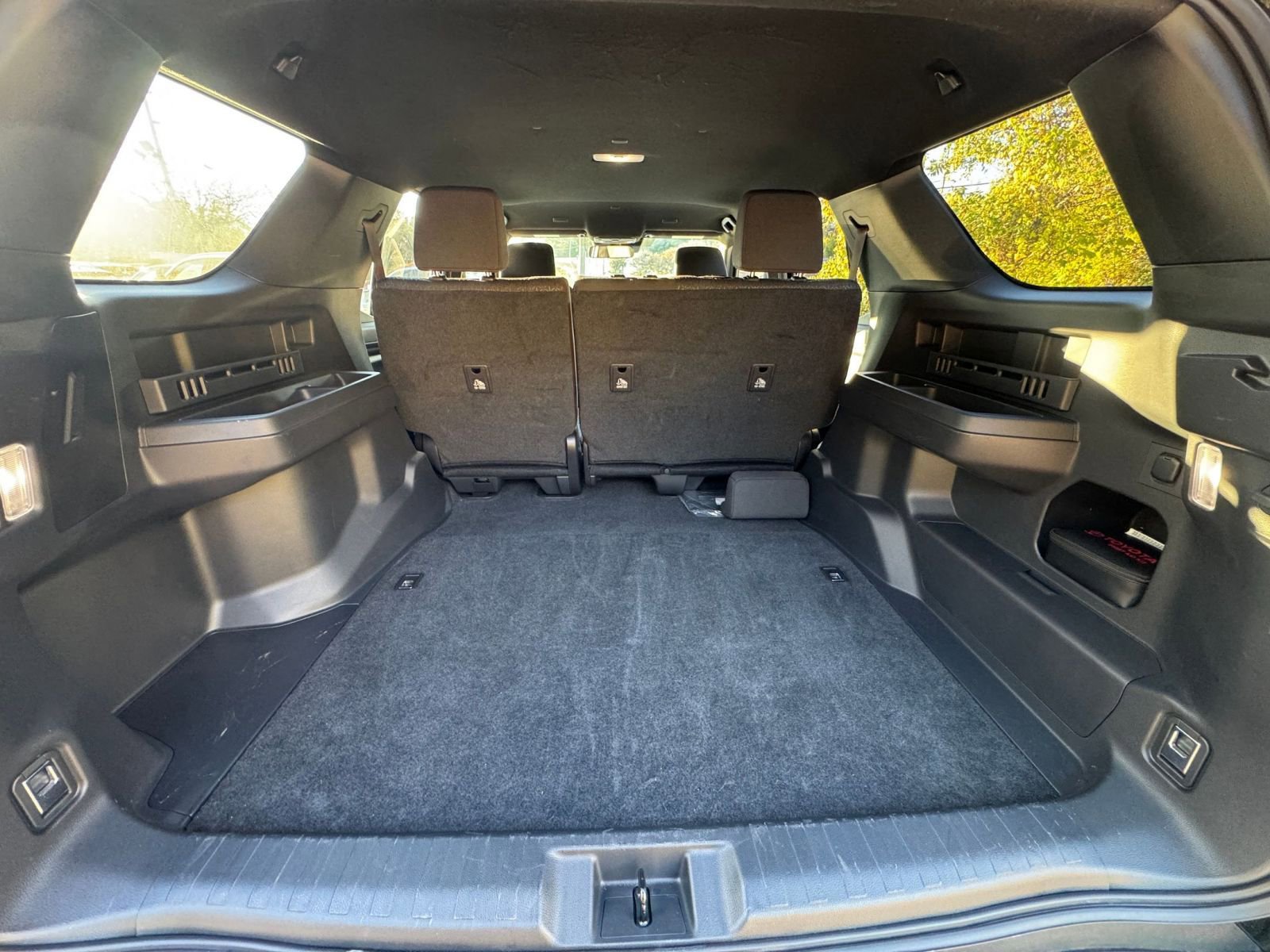 Used 2025 Toyota 4Runner SR5 image 25