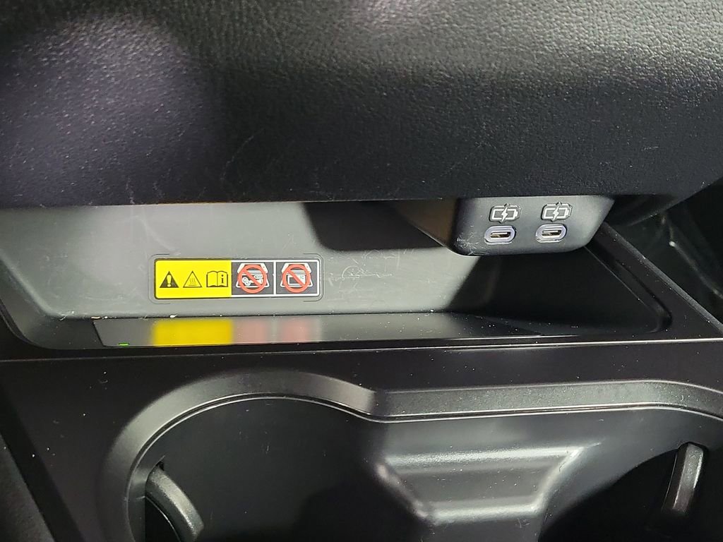 Used 2024 Lexus UX 250h F Sport FWD image 18