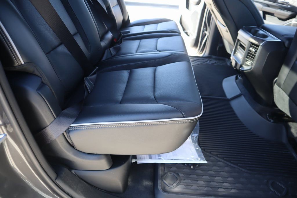 New 2026 RAM 1500 Laramie w/ Night Edition image 15