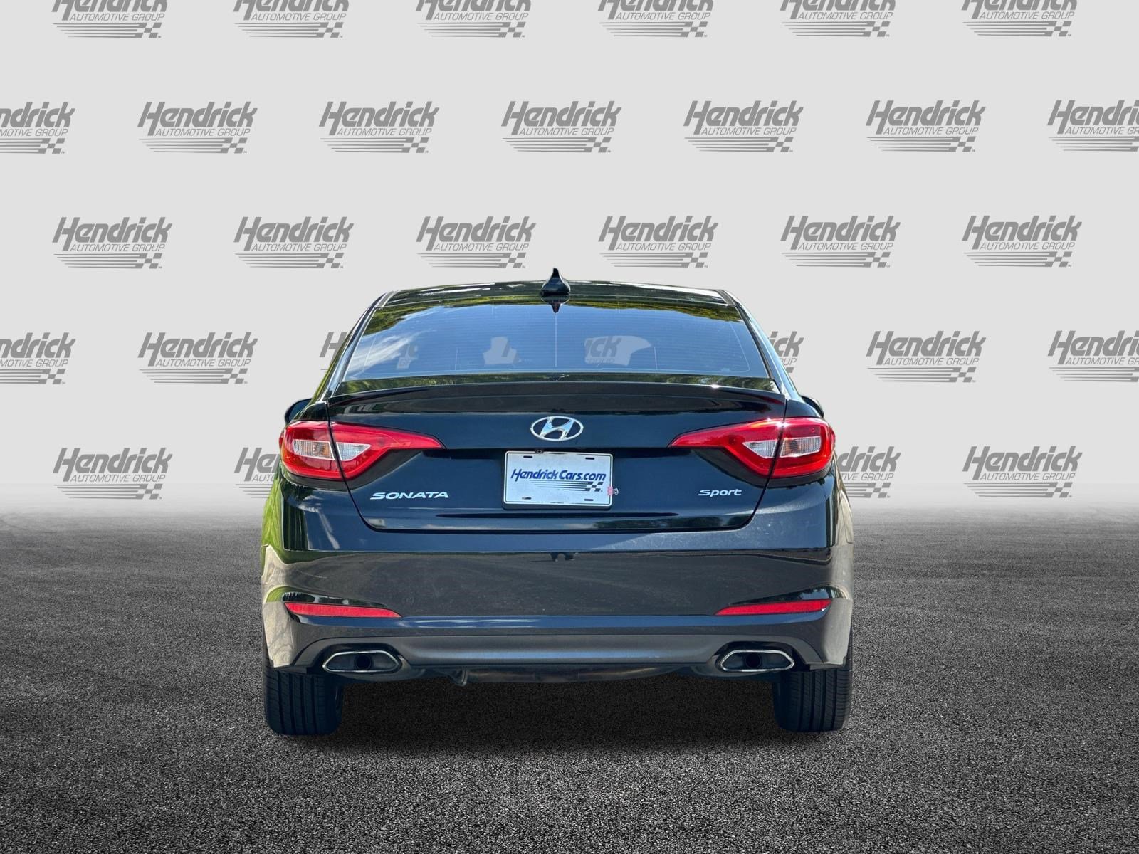 Used 2016 Hyundai Sonata Sport w/ Option Group 03 FWD image 6