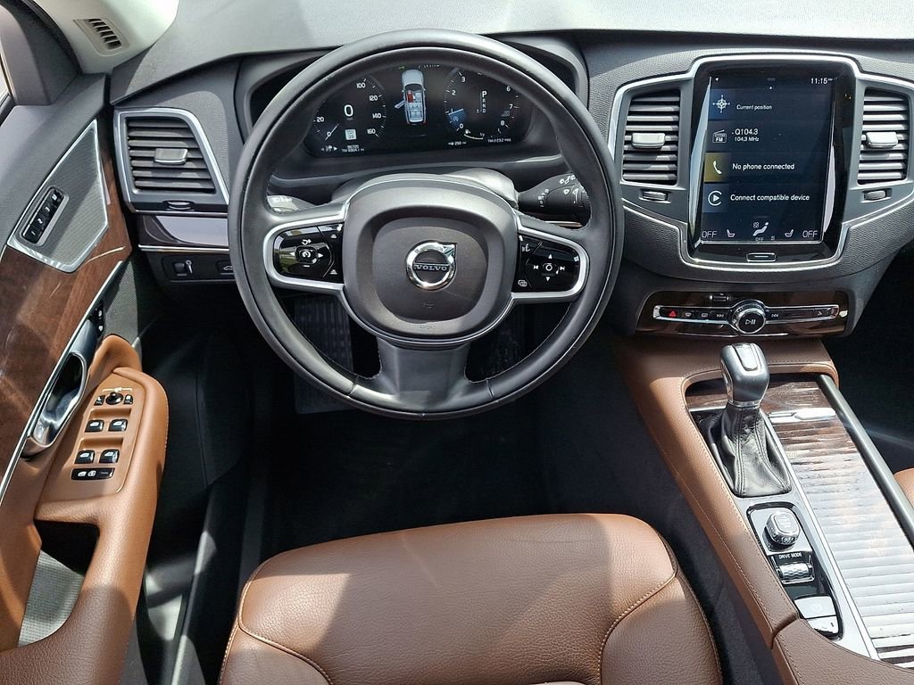 Used 2019 Volvo XC90 T6 Momentum AWD/4WD image 12