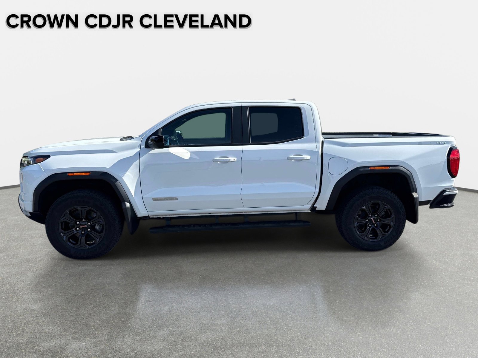 Used 2025 GMC Canyon Elevation w/ Convenience Package AWD/4WD image 8