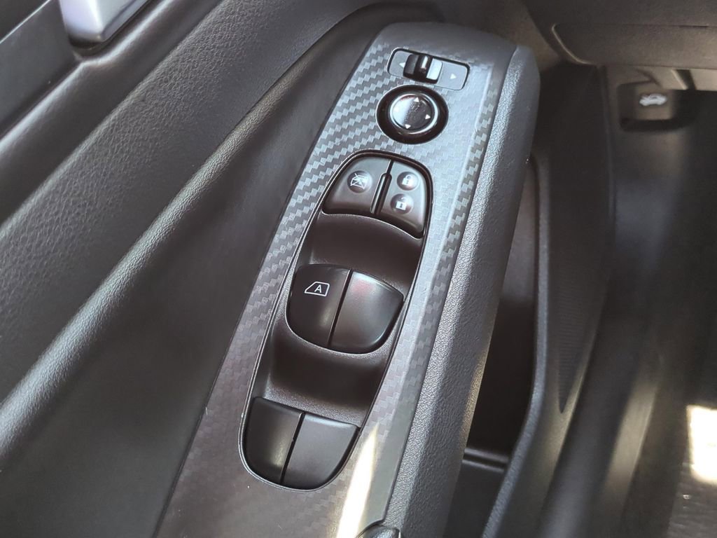 Certified 2024 Nissan Altima 2.5 SV FWD image 11