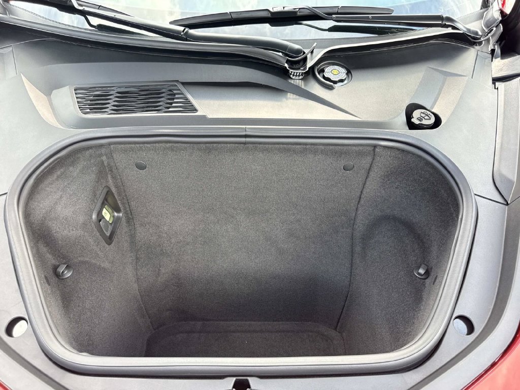 Used 2025 Chevrolet Corvette Z06 RWD image 11