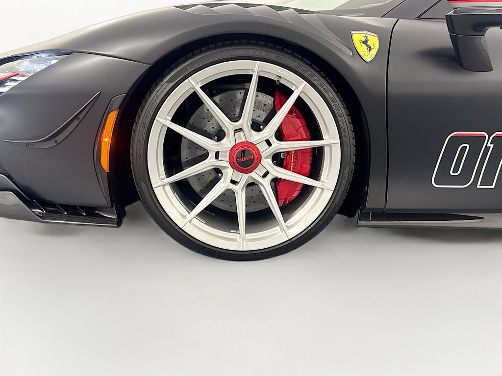 Used 2022 Ferrari SF90 Stradale AWD/4WD image 34